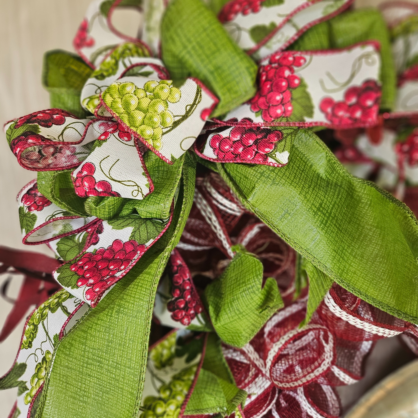 Wine Bar Wreath Grapes Decor